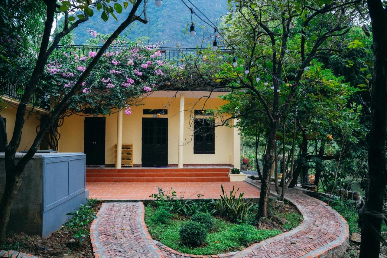 Trang An Freedom Hood Hostel Ninh Binh Buitenkant foto